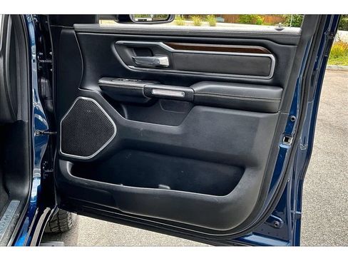 Used 2021 RAM 1500 Laramie AWD/4WD image 23