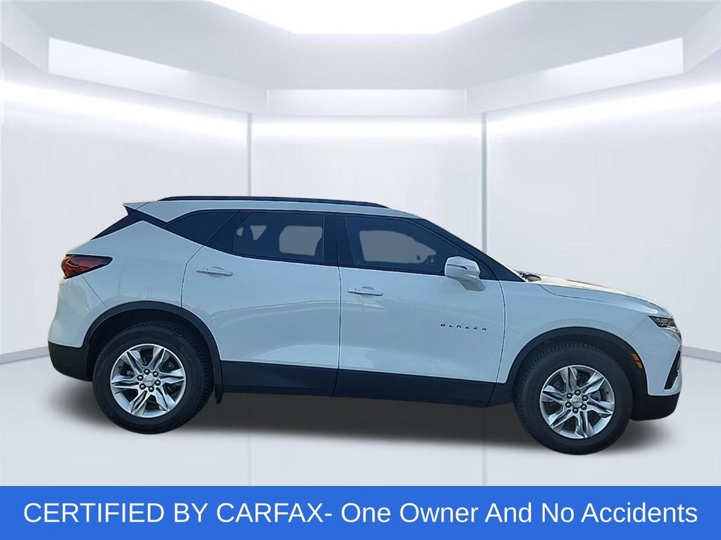 Used 2020 Chevrolet Blazer LT AWD/4WD image 2