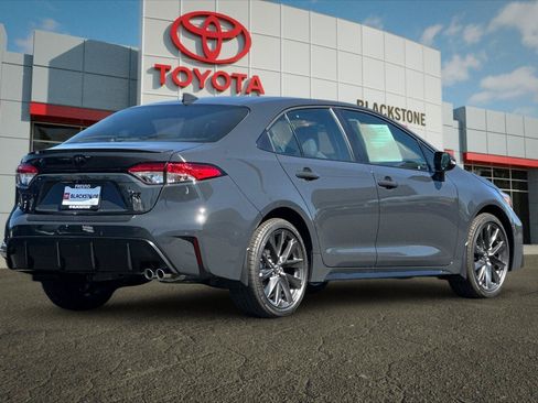 Certified 2026 Toyota Corolla SE FWD image 3