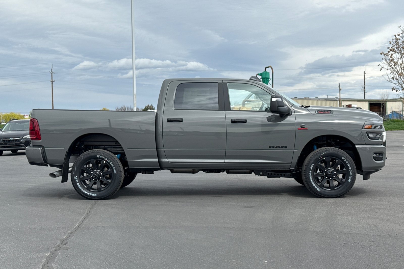 Used 2026 RAM 2500 Big Horn AWD/4WD image 3
