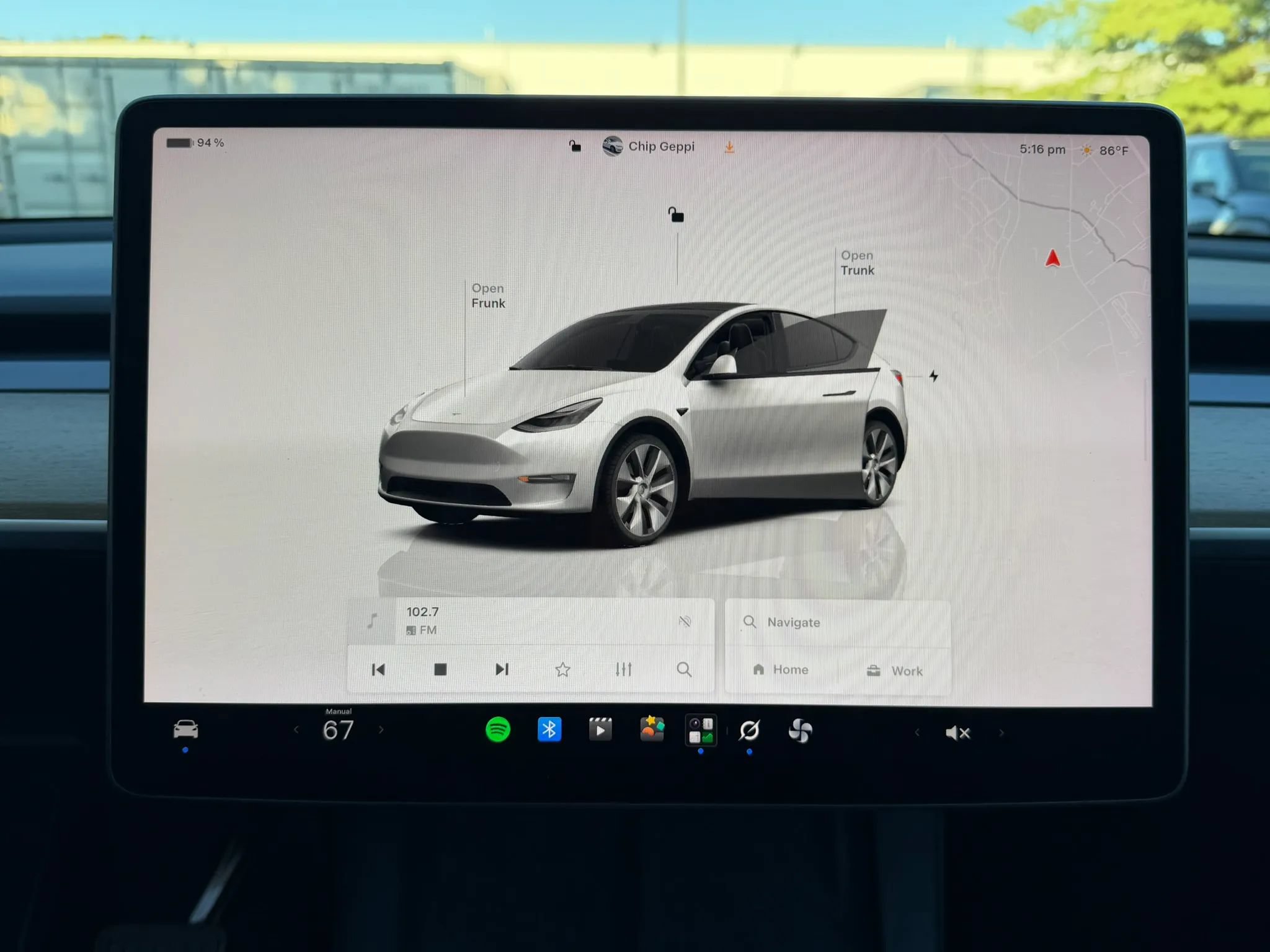 Used 2022 Tesla Model Y Long Range AWD/4WD image 25