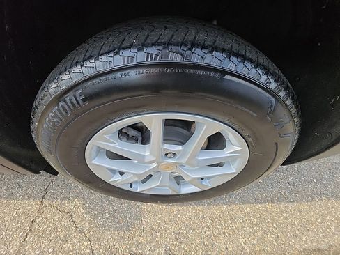 Used 2022 Chevrolet Equinox LT image 33