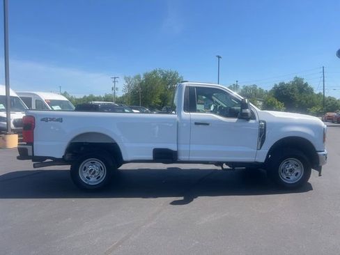 Used 2024 Ford F250 XL w/ 360-Degree Camera Package AWD/4WD image 8