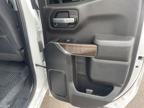 Used 2019 Chevrolet Silverado 1500 RST RWD image 25