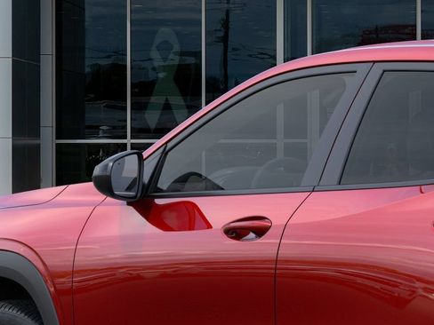 New 2026 Chevrolet Trax RS w/ Sunroof Package FWD image 12