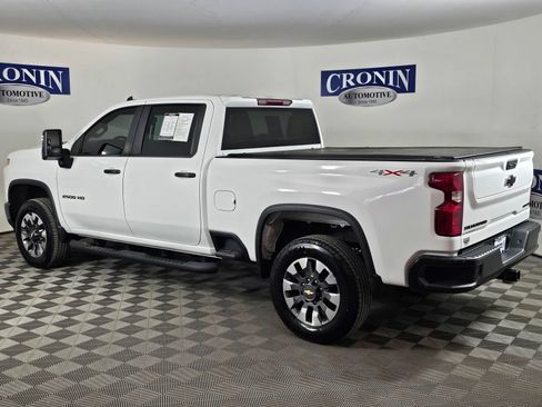 Used 2022 Chevrolet Silverado 2500 Custom w/ Custom Value Package AWD/4WD image 27
