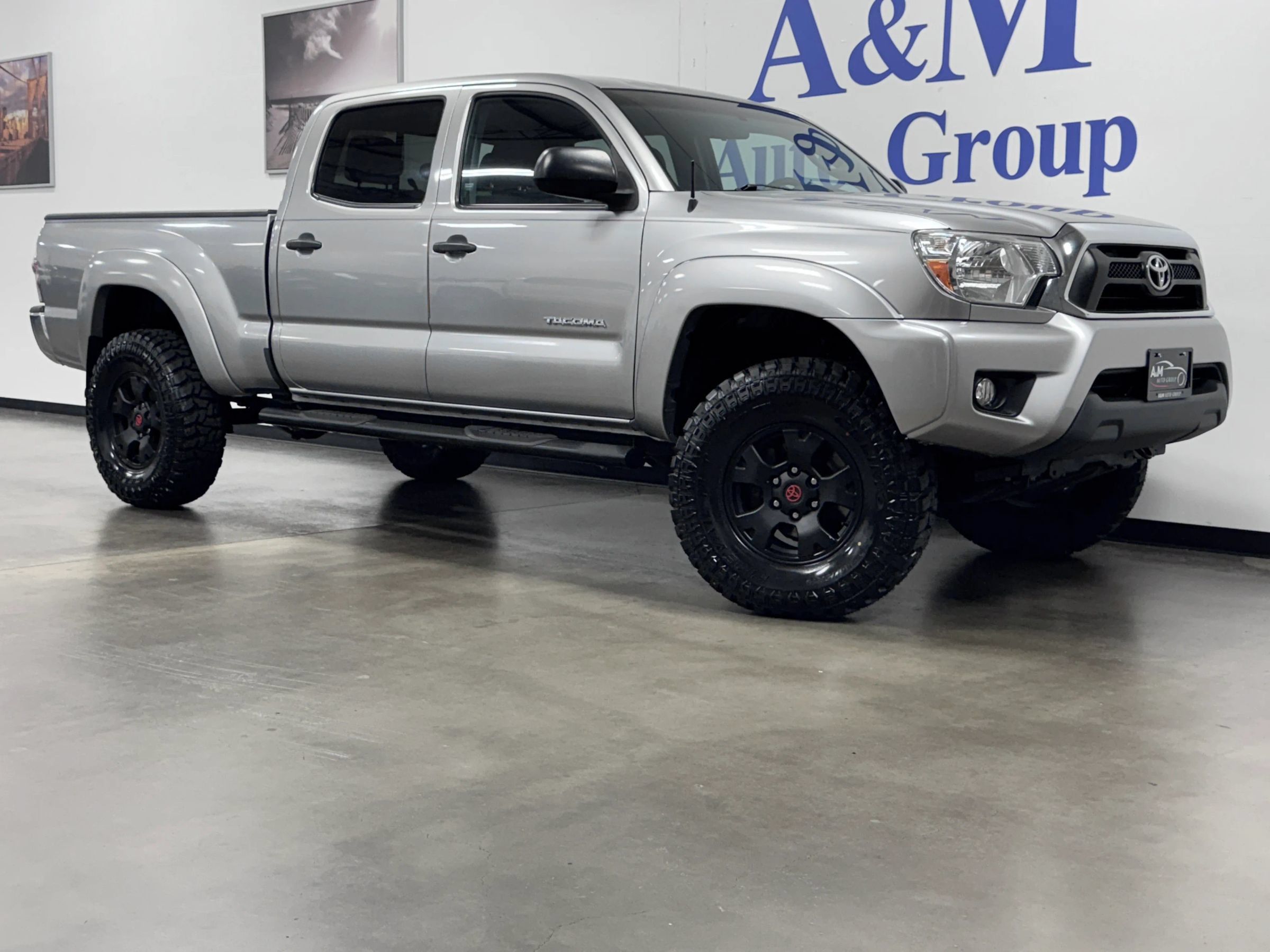 Used 2015 Toyota Tacoma 4x4 Double Cab w/ SR5 Package image 2
