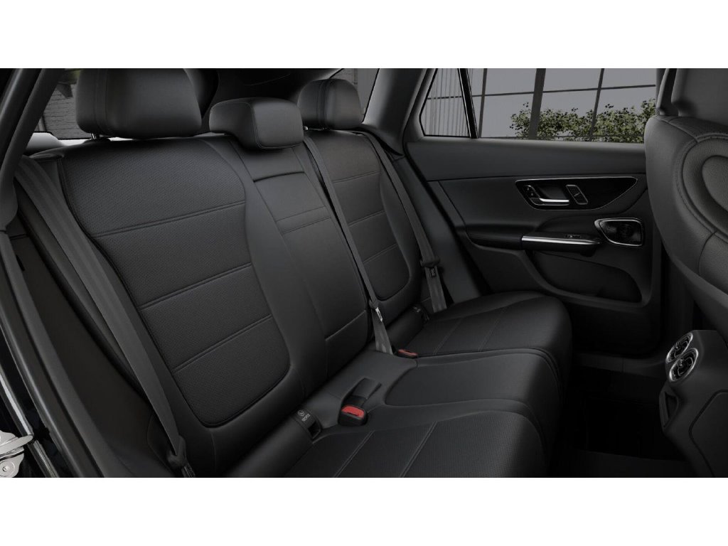 New 2027 Mercedes-Benz GLC 300 4MATIC image 5
