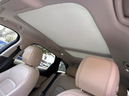 Used 2018 Jaguar F-PACE Prestige AWD/4WD image 22