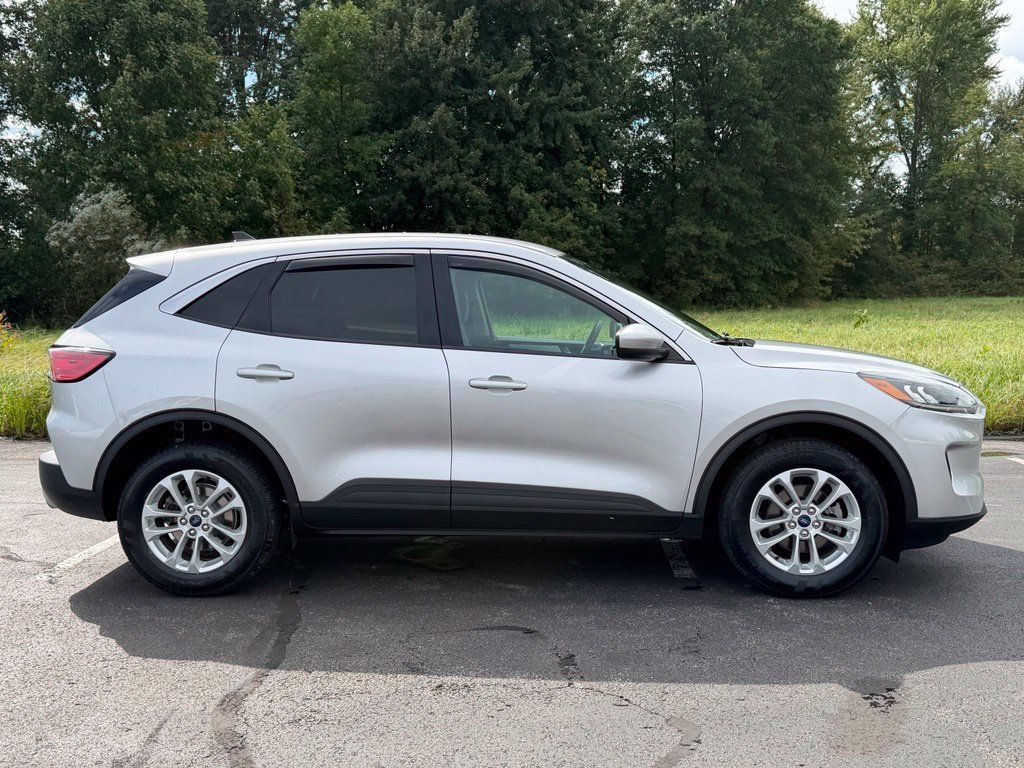 Certified 2020 Ford Escape SE AWD/4WD image 7