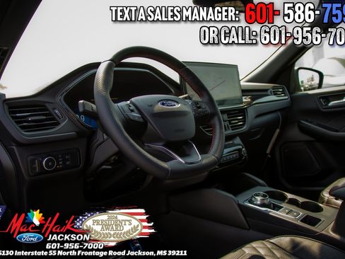 Certified 2023 Ford Escape ST-Line Elite w/ Premium Technology Package image 6