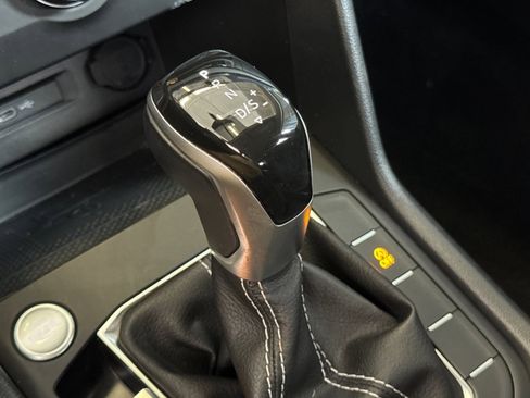 Used 2022 Volkswagen Taos SE image 21