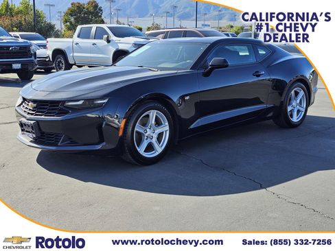 Used 2023 Chevrolet Camaro LT RWD image 3