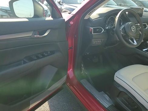 New 2025 MAZDA CX-5 AWD 2.5 S w/ Preferred Package image 11