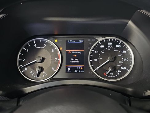 Certified 2025 Nissan Sentra S FWD image 17