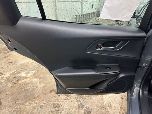 Used 2024 Toyota Prius Prime FWD image 31
