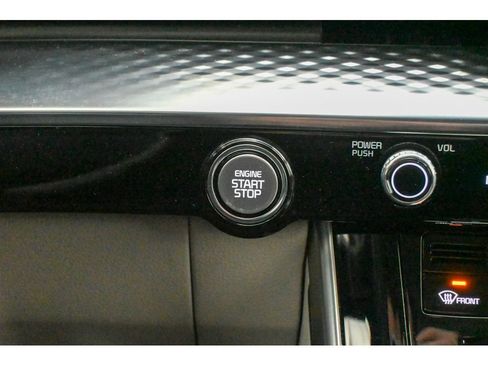 Used 2022 Kia Carnival SX Prestige image 54