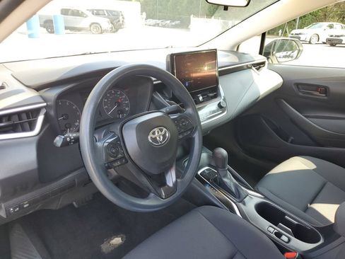 Used 2023 Toyota Corolla LE FWD image 20