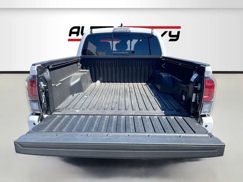 Used 2023 Toyota Tacoma TRD Pro AWD/4WD image 27