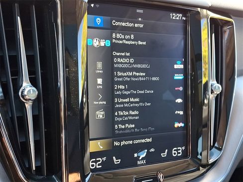 Used 2019 Volvo XC60 T6 Momentum w/ Premium Package image 19