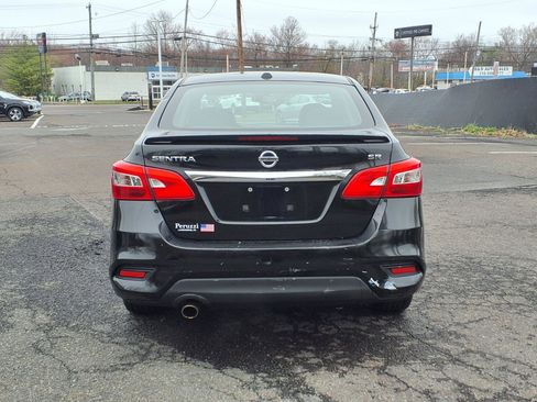 Used 2017 Nissan Sentra SR image 4
