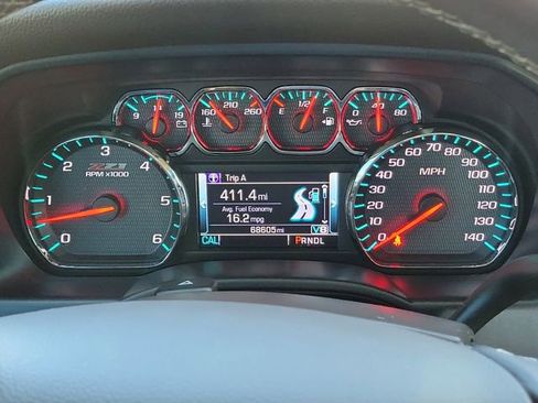 Used 2018 Chevrolet Silverado 1500 LT w/ All Star Edition image 29