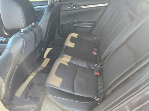 Used 2017 Honda Civic Touring image 12