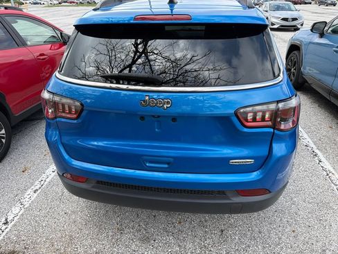 Used 2021 Jeep Compass Latitude w/ Sun and Sound Group FWD image 4