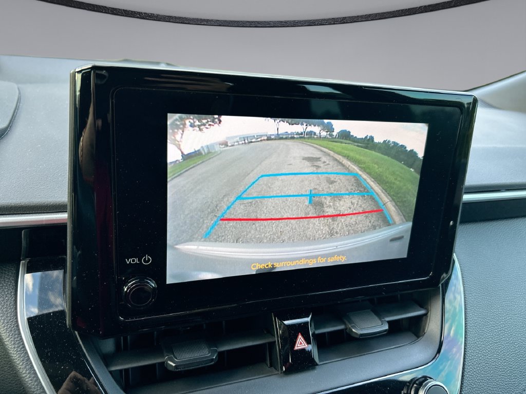 Used 2023 Toyota Corolla SE FWD image 23