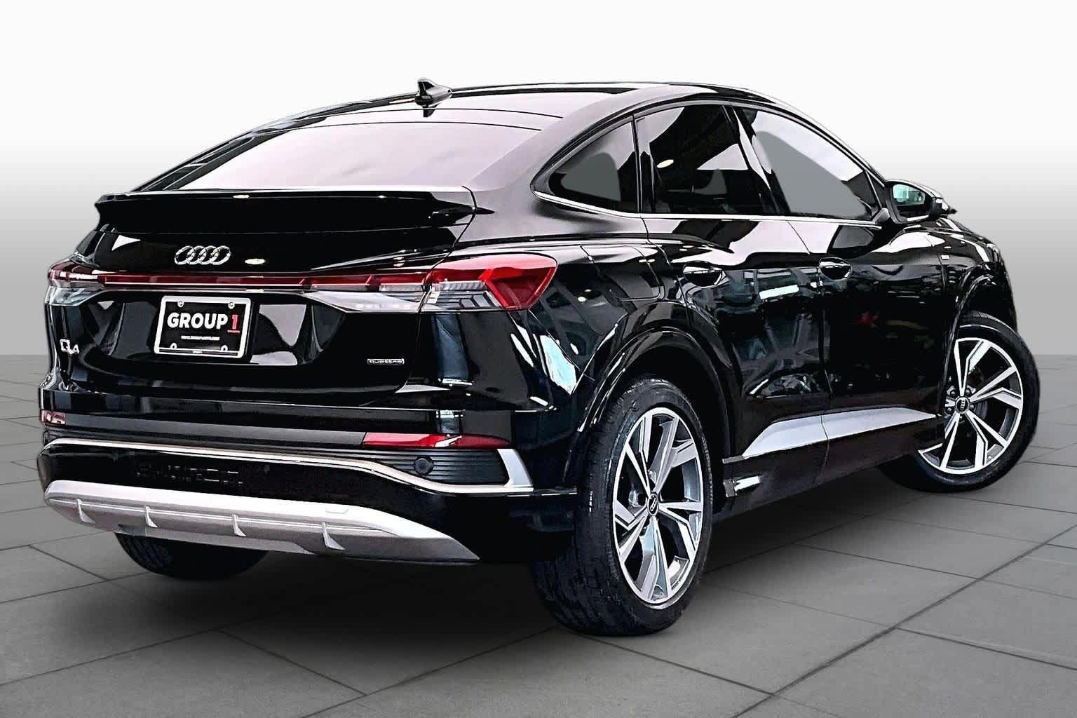 Used 2025 Audi Q4 e-tron Premium Plus w/ Premium Plus AWD/4WD image 12