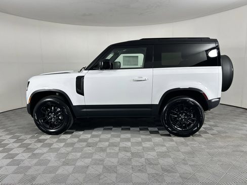 Used 2025 Land Rover Defender 90 S AWD/4WD image 2