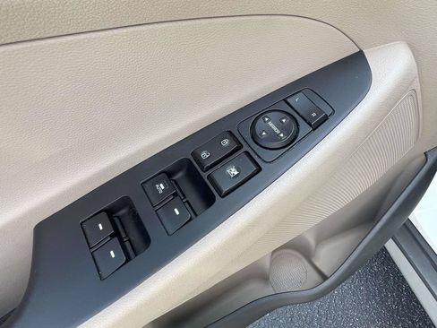 Used 2018 Hyundai Tucson Value FWD image 21