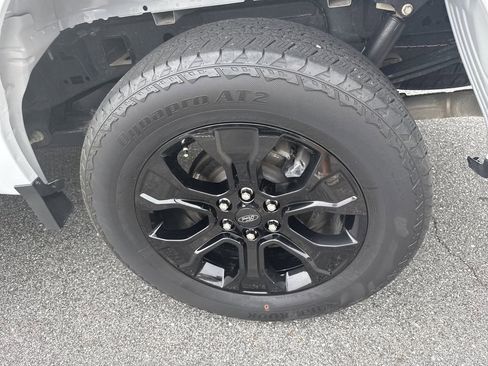 Used 2023 Ford F150 Lariat w/ Equipment Group 502A High AWD/4WD image 18