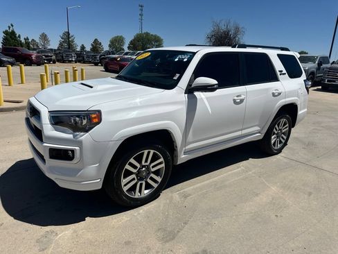 Used 2022 Toyota 4Runner TRD Sport AWD/4WD image 33