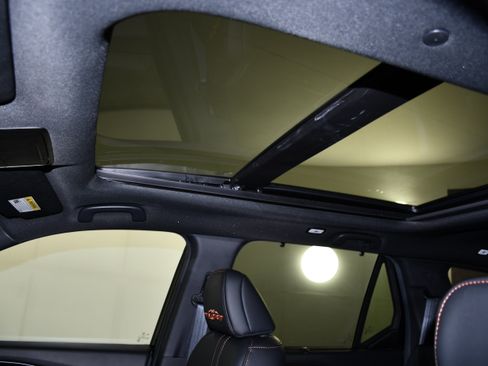 Certified 2025 Honda Pilot TrailSport image 41