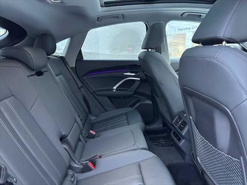 New 2025 Audi Q5 Premium image 12