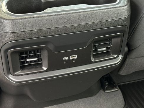 Used 2024 Chevrolet Silverado 3500 LT w/ Convenience Package RWD image 15