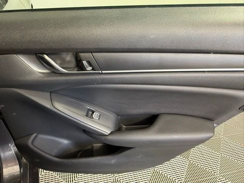 Used 2020 Honda Accord Sport image 40