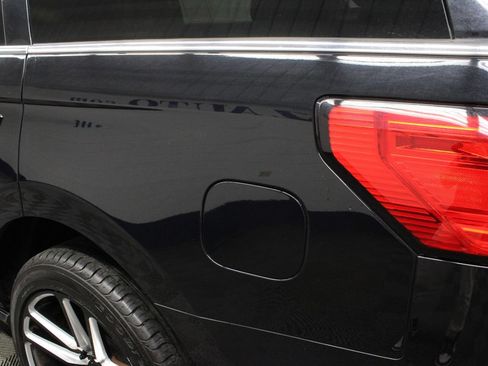 Used 2019 Lincoln Navigator Reserve AWD/4WD image 51