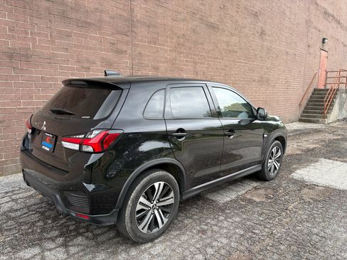 Used 2025 Mitsubishi Outlander Sport ES AWD/4WD image 27