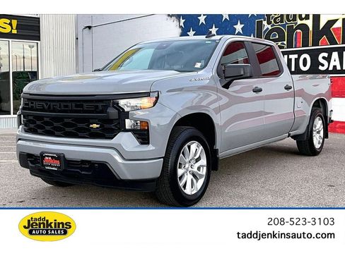 Used 2024 Chevrolet Silverado 1500 Custom image 1