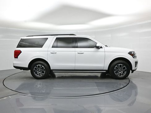Certified 2023 Ford Expedition Max XLT RWD image 26