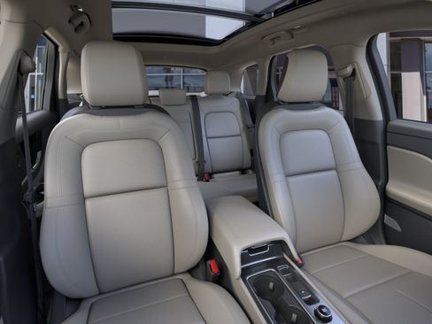New 2026 Lincoln Corsair Reserve AWD/4WD image 34
