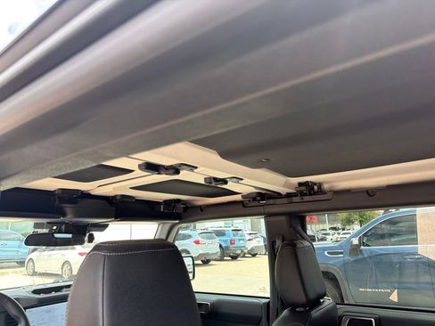 Used 2025 Ford Bronco Big Bend AWD/4WD image 11