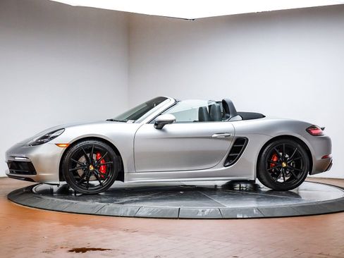 Used 2025 Porsche 718 Boxster S image 2