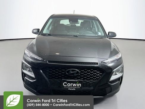 Used 2021 Hyundai Kona SE image 4