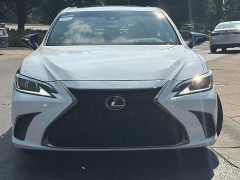 Used 2025 Lexus ES 350 F Sport FWD image 2