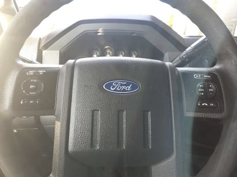 Used 2015 Ford F250 XL w/ Power Equipment Group RWD image 22