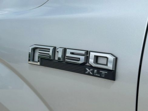Used 2019 Ford F150 XLT w/ Equipment Group 302A Luxury RWD image 15