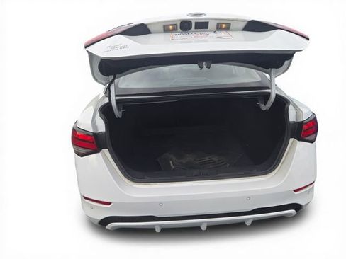 Used 2023 Nissan Sentra SV image 10